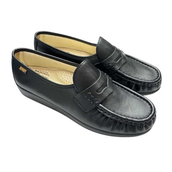 SAS Classic Womens Loafer Comfort Shoe Size 9 Black Handsewn Made in USA   NEW! - Picture 1 of 16